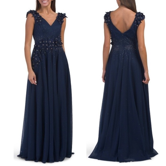 MAC DUGGAL Floral Applique Embroidered A-Line V-Neck Formal Gown Maxi Dress NEW - Picture 2 of 16